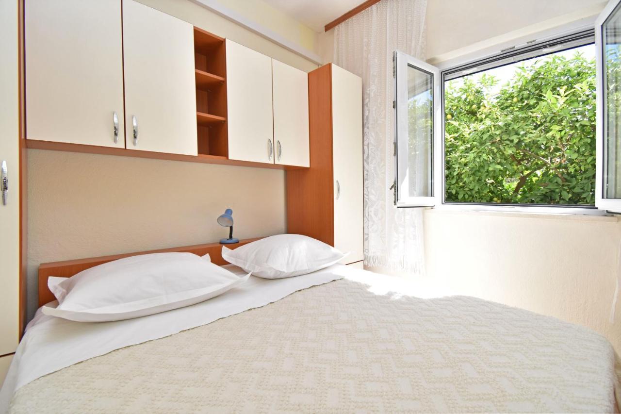 Jordan Apartments Tučepi Szoba fotó