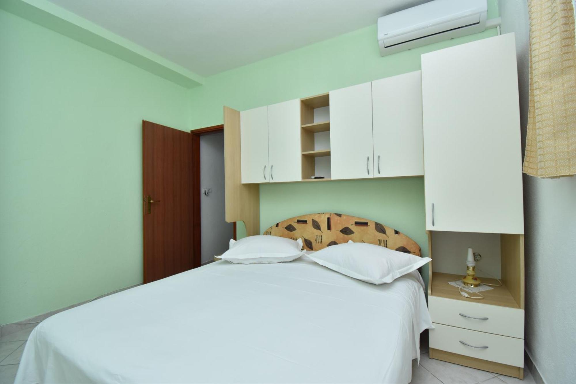 Jordan Apartments Tučepi Szoba fotó